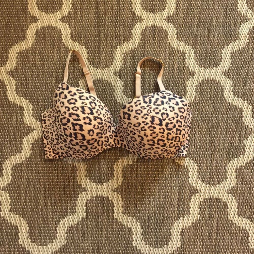 Victoria’s Secret incredible lined Demi bra size 36DDD